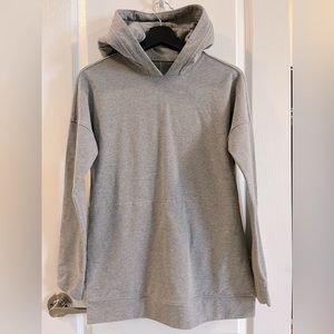 WOMENS LULULEMON “CUT ABOVE HOODIE”